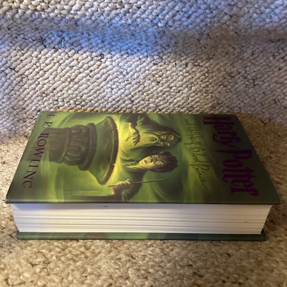 Book: Harry Potter and the Half-Blood Prince First American Edition, July 2005 - Picture 2 of 16